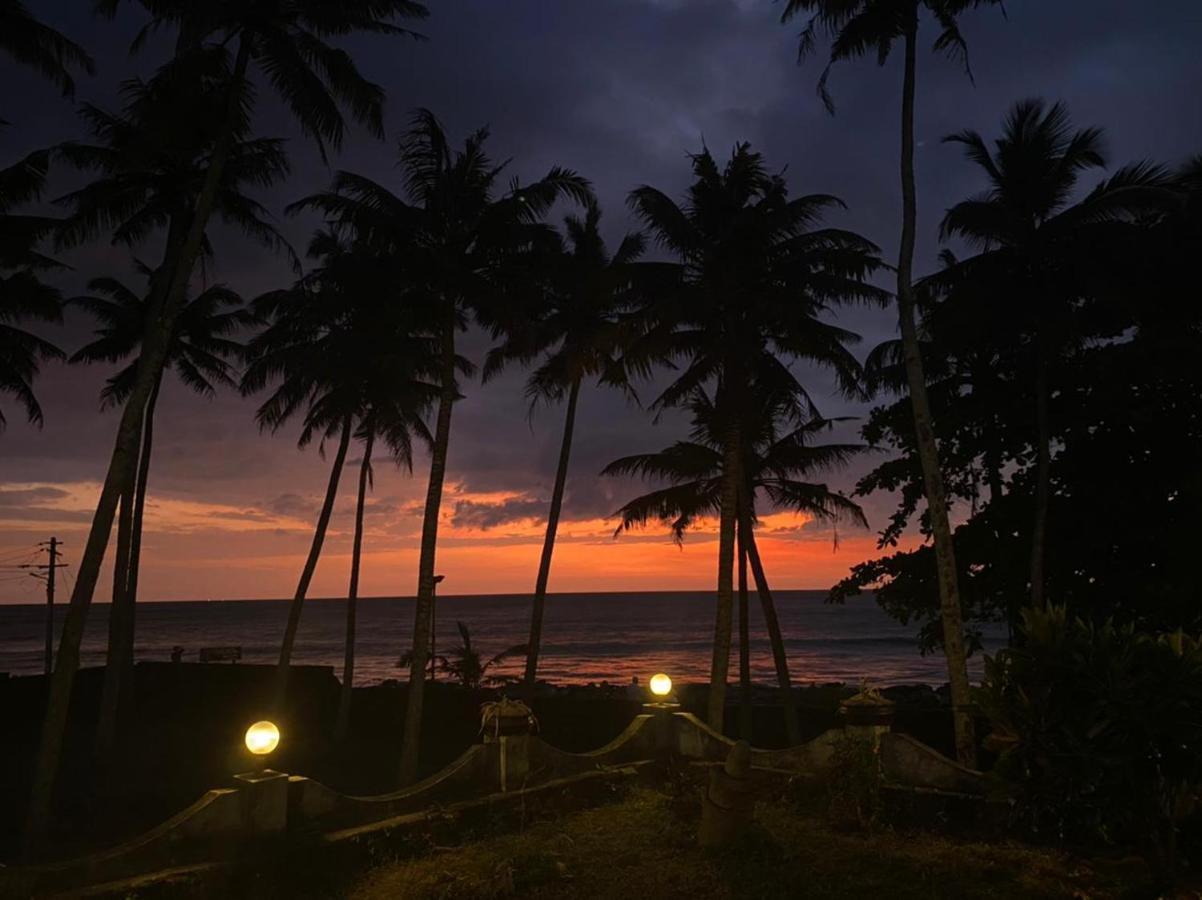 Vibes Beach House Villa Varkala Bagian luar foto