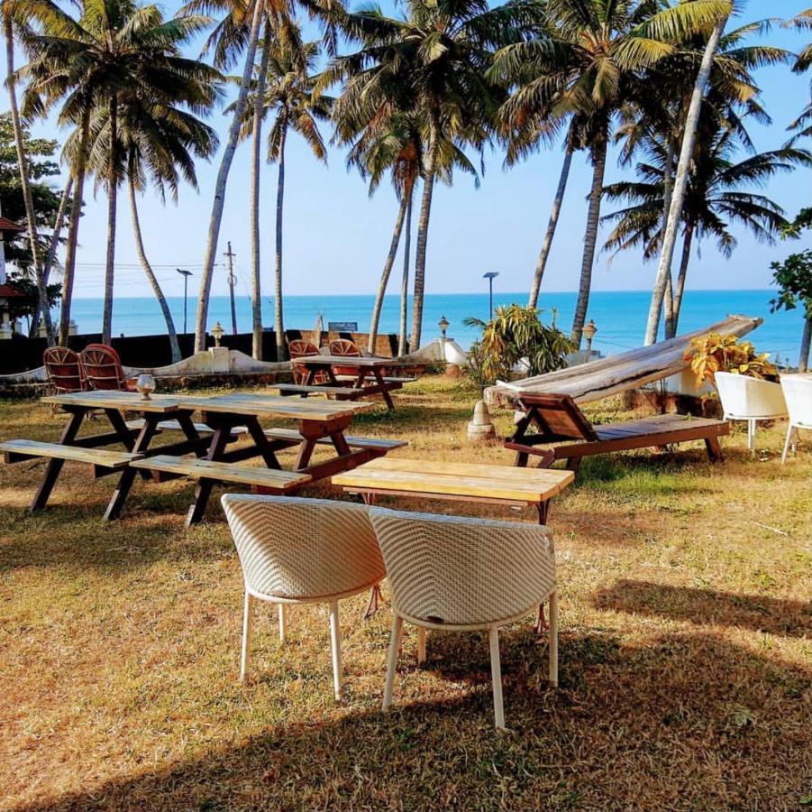 Vibes Beach House Villa Varkala Bagian luar foto