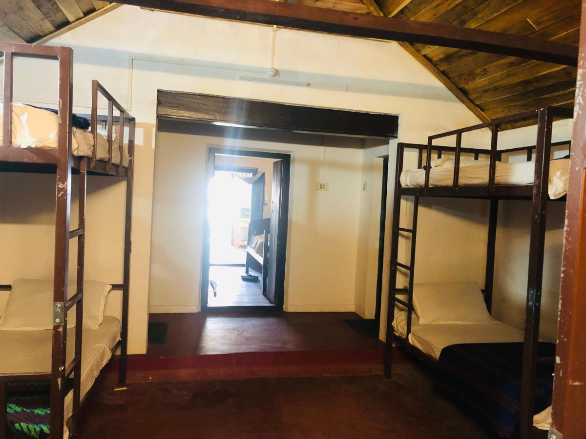 Vibes Beach House Villa Varkala Bagian luar foto