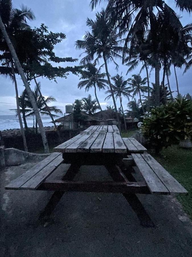 Vibes Beach House Villa Varkala Bagian luar foto